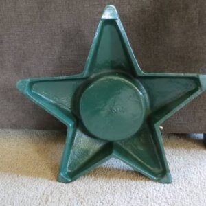 Discover The Charm Of The Holiday Season With Duqaa's 16" Cast Iron Antique Star Christmas Tree Stand! 🎄 Crafted With Precision And Care, Our Stands Are Designed To Enhance Your Festive Decor While Providing Unmatched Stability. Trust In Over 20 Years Of Expertise In Manufacturing High-Quality Products. #Duqaa #Christmasdecor #Handcrafted